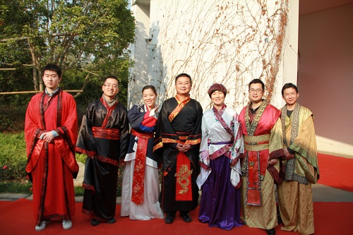 蝶變創(chuàng)新 快樂(lè)飛揚(yáng)